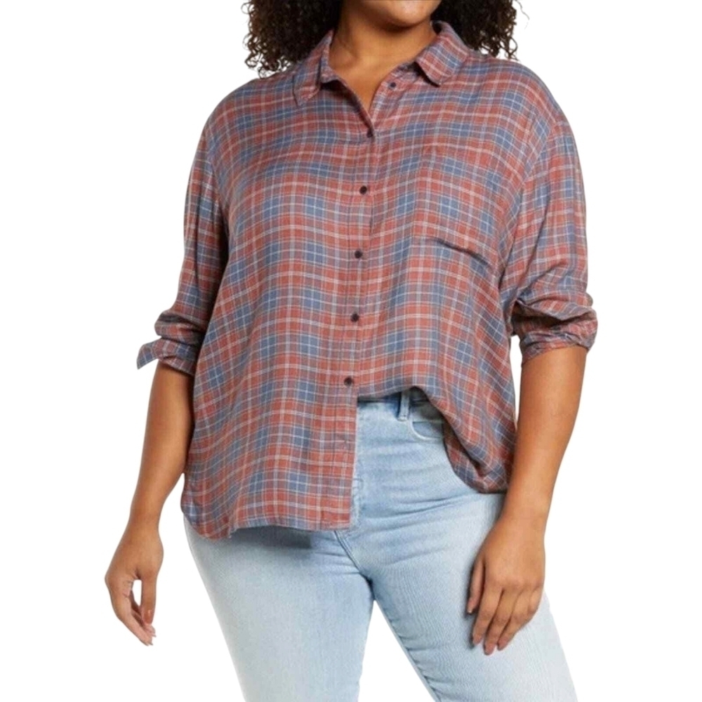 Treasure and Bond Boyfriend Flannel Longsleeve Blue and Red Sz M